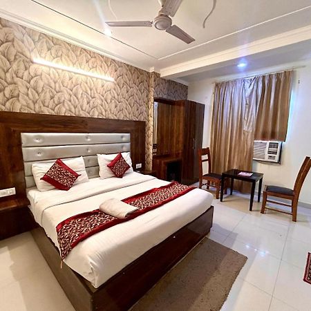 Hotel Ark Avalon- Delhi International Airport Neu-Delhi Exterior foto